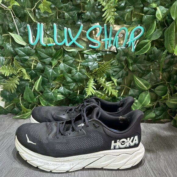 Hoka One One Mens Arahi 7 1147870 BWHT Black Running Shoes Sneakers Size 13 2E